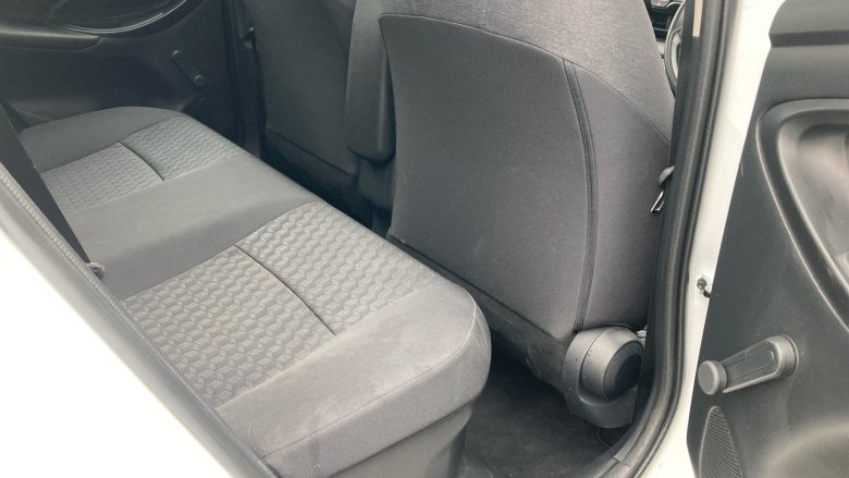 Toyota Yaris 1.5 Hybrid Icon 5dr CVT Hybrid Hatchback